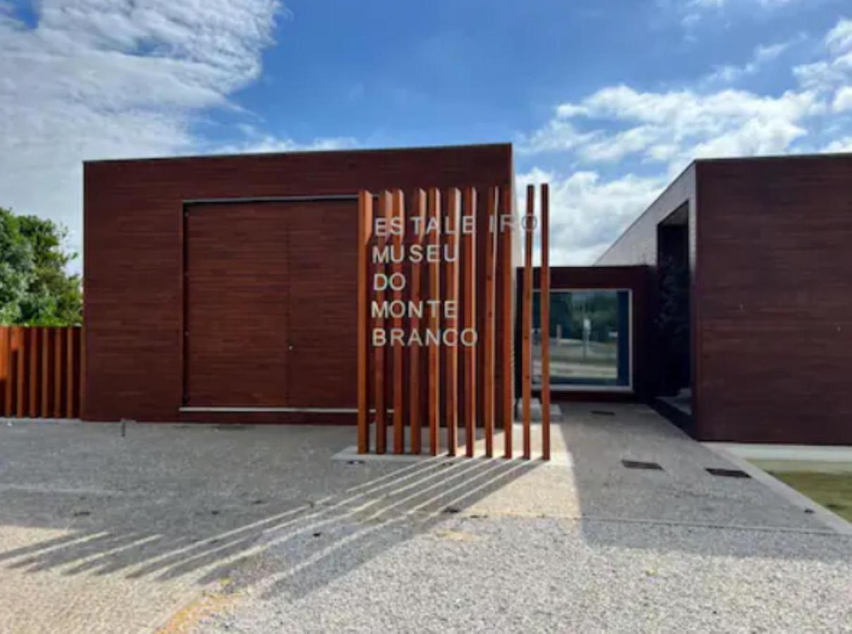 O Cantinho Entre A Ria E O Mar - With Hot Water Pool All Year Round Torreira Exteriör bild